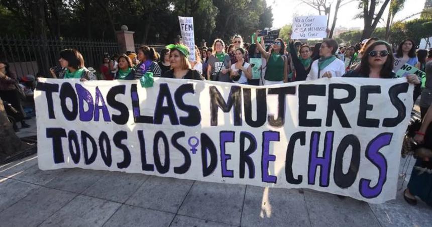 El 8M en clave econoacutemica- crecioacute la brecha entre varones y mujeres
