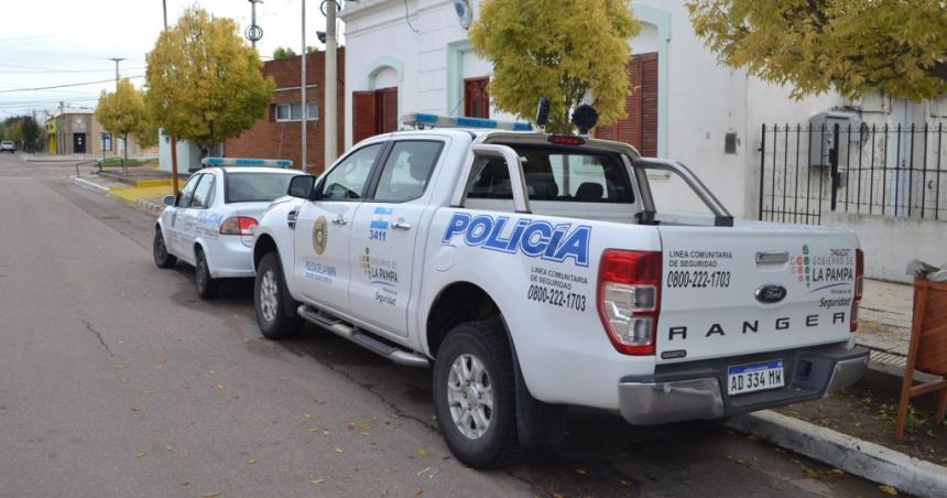 Atacoacute a su madre rompioacute un patrullero e intentoacute agredir a policiacuteas