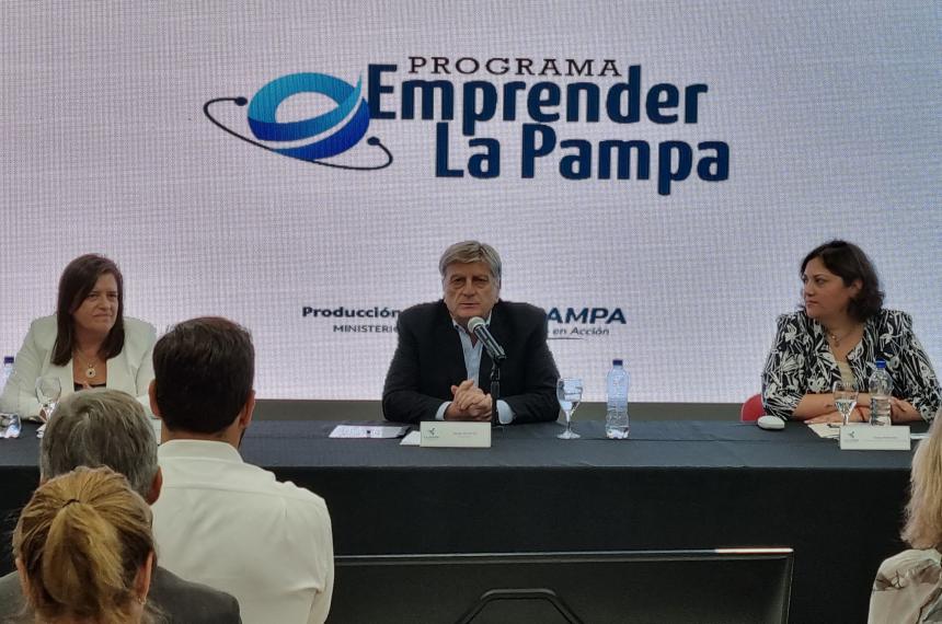 Incorporan maacutes subsidio de tasas a proyectos productivos de mujeres