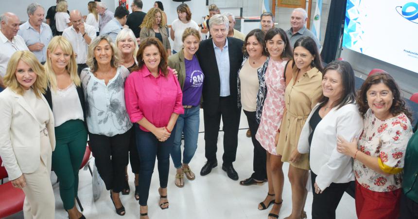 Incorporan maacutes subsidio de tasas a proyectos productivos de mujeres