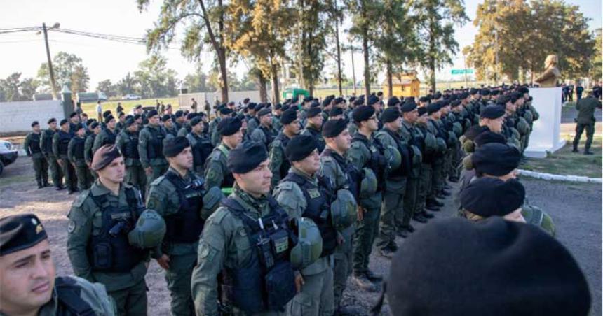 El Gobierno concretoacute el refuerzo de las Fuerzas Federales en Rosario- Hay que llegar hasta el hueso