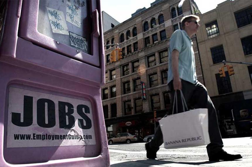 Desempleo en EEUU- las solicitudes de subsidios saltaron al nivel maacutes alto desde diciembre