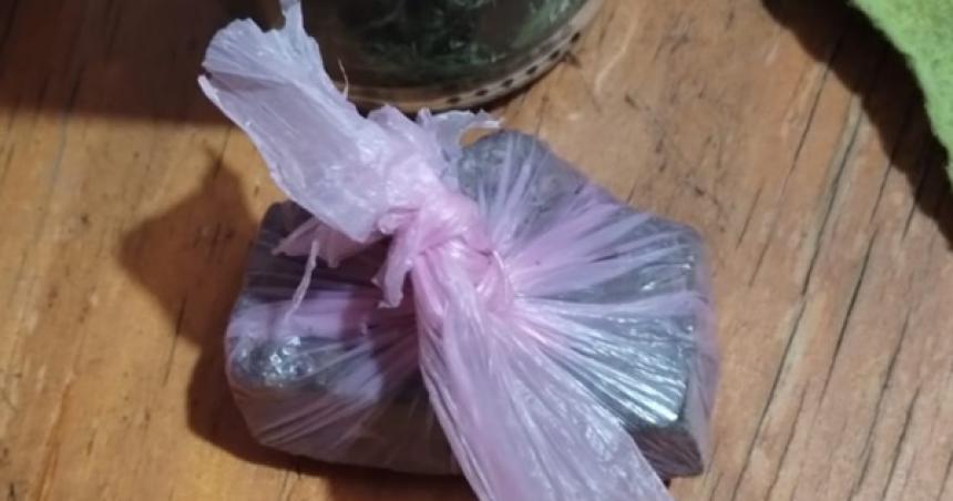 Secuestraron droga dinero en efectivo y vehiacuteculos en General Pico y Speluzzi