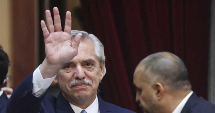Alberto Fernaacutendez seraacute operado el viernes- El dolor se aplacoacute pero debo acotar mi movilidad
