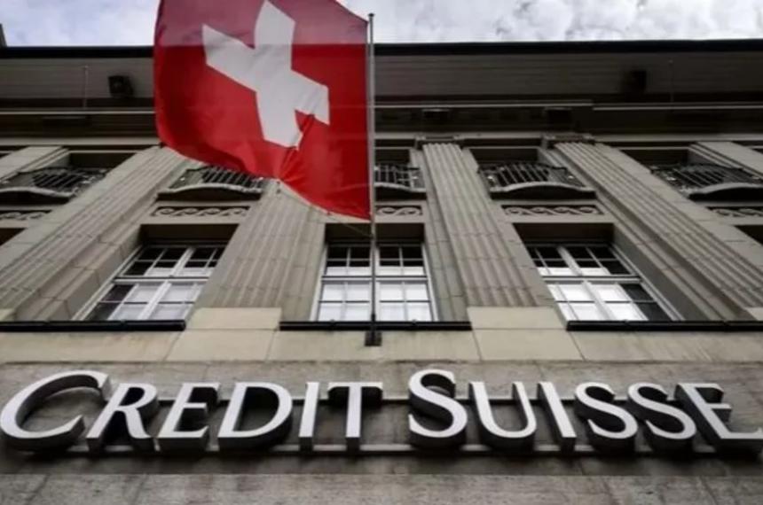 El Banco Central suizo salioacute al rescate del Credit Suisse