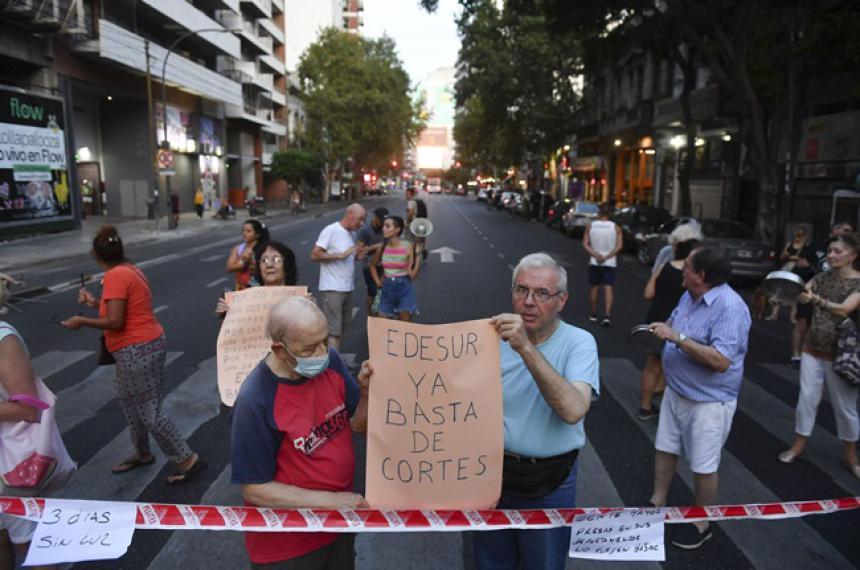 Maacutes de 50000 usuarios siguen sin luz en CABA y varias zonas del conurbano bonaerense 