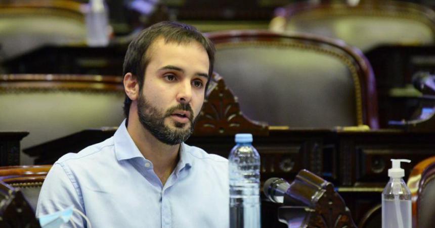 El kirchnerismo sigue sacaacutendole plata a los jubilados