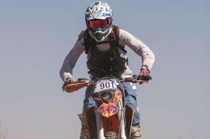 Trinak se impuso en Catriloacute en la categoriacutea Moto Pro