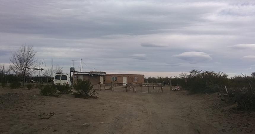 25 de Mayo- estaacuten desde 1940 en un campo y les quieren quitar su tierra