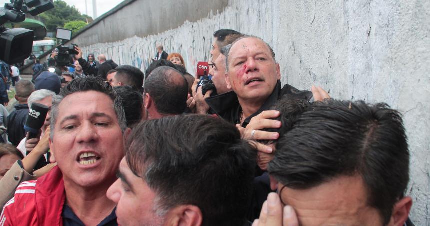 La UTA exige la liberacioacuten de los colectiveros detenidos
