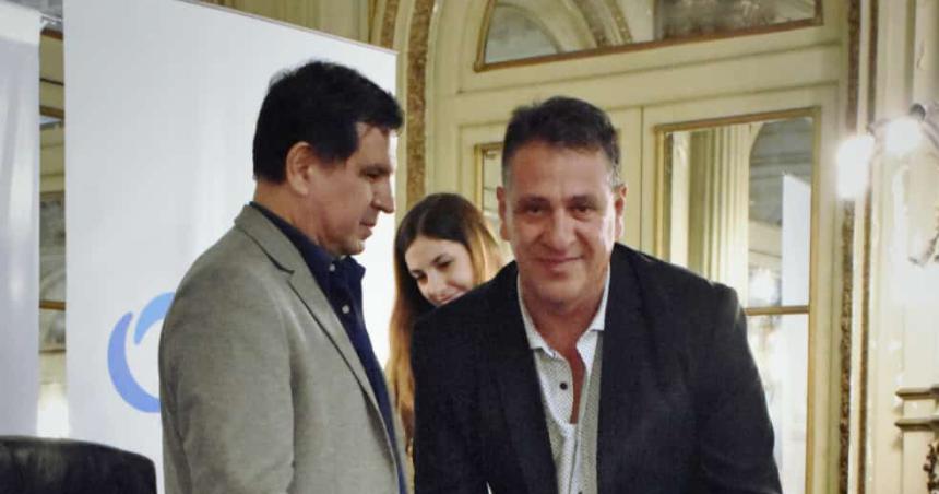 Plan Accesar- Uriburu firmoacute convenio para impulsar acciones de inclusioacuten