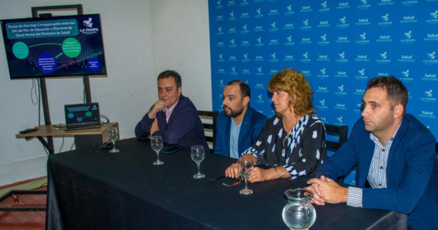 Salud Mental-  Educacioacuten y Salud acuerdan abordaje en nintildeos y adolescentes