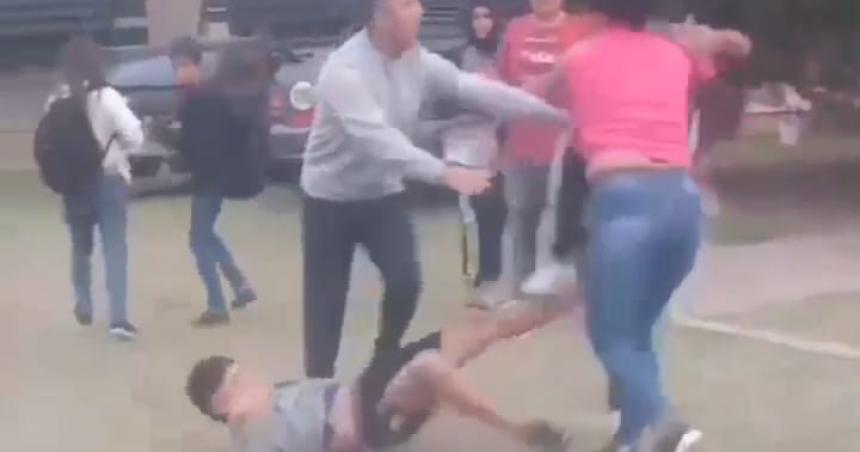 Apuntildealaron a un menor en Toay tras una pelea a la salida del colegio