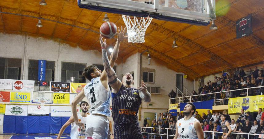 Unioacuten no perdonoacute a All Boys