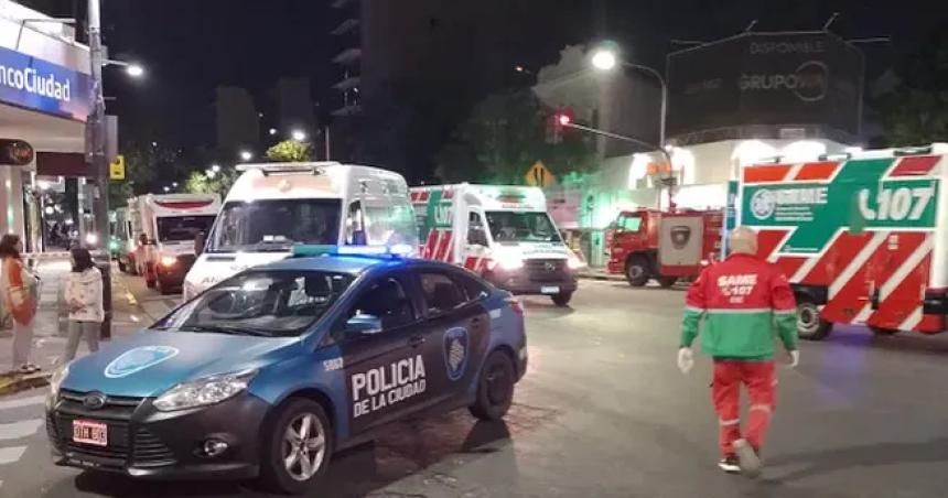 Dos muertos y al menos 21 heridos tras un derrumbe en Floresta