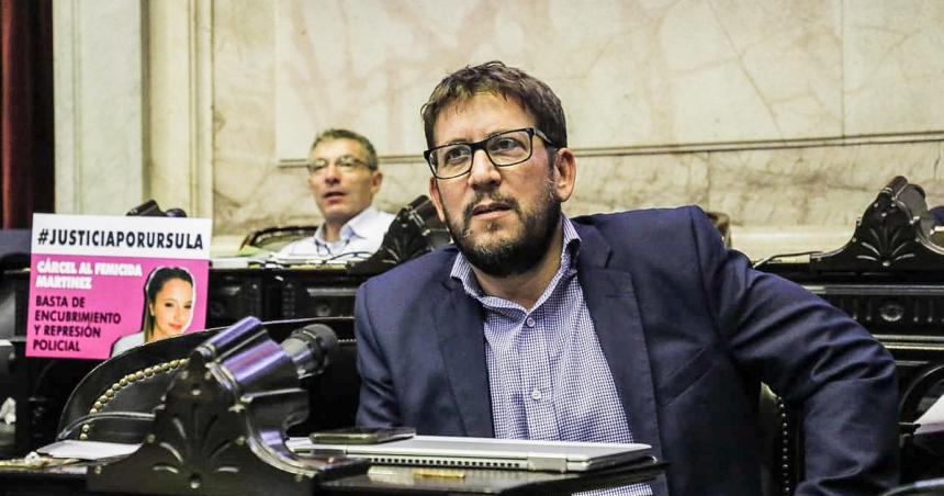 Peacuterez Araujo el diputado pampeano maacutes aplaudido