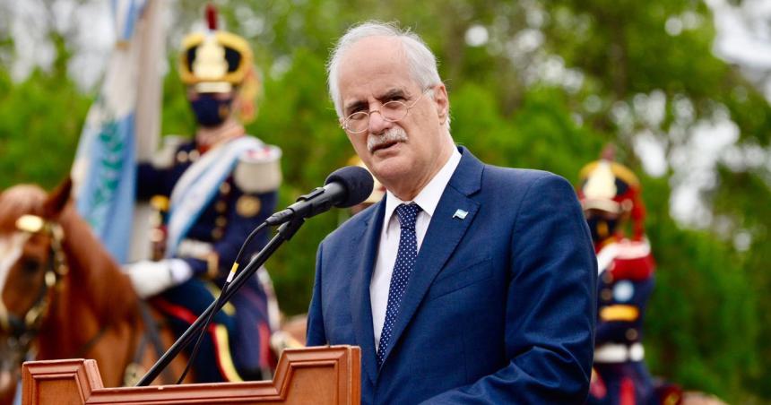 Taiana removioacute al general retirado Soloaga por revindicar a represores