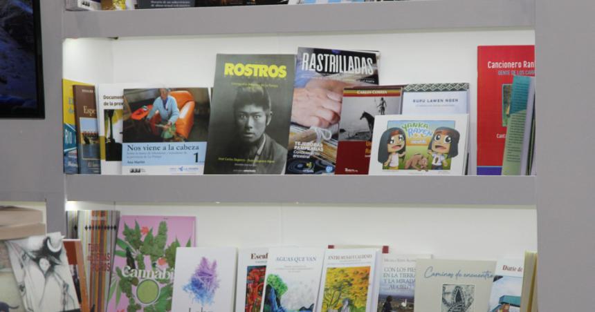 Casi 200 tiacutetulos de autores y autoras pampeanos en la Feria del Libro
