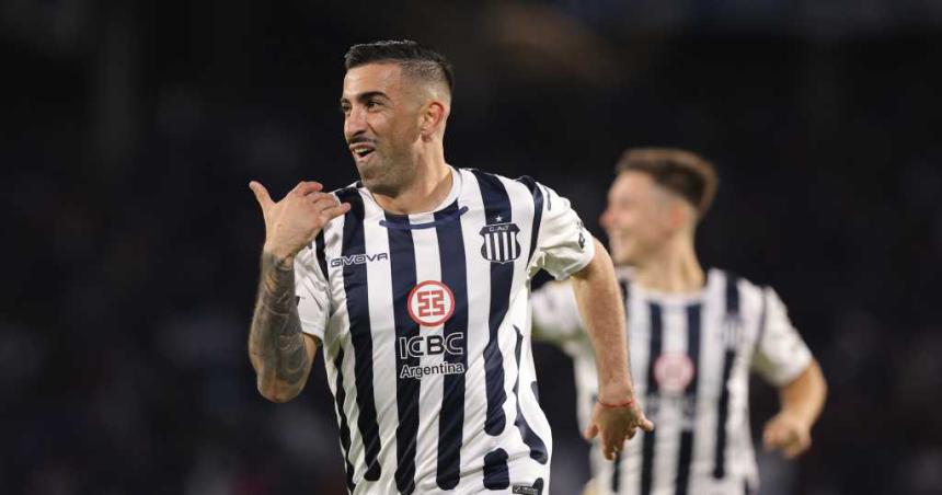 Talleres vencioacute a Rosario Central y se sumoacute a la pelea por el tiacutetulo