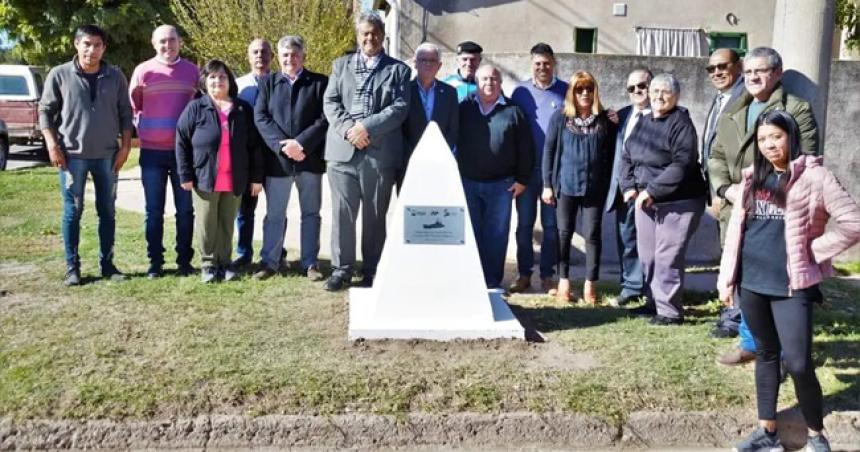 Inauguraron monolito en homenaje a la tripulacioacuten del Crucero General Belgrano