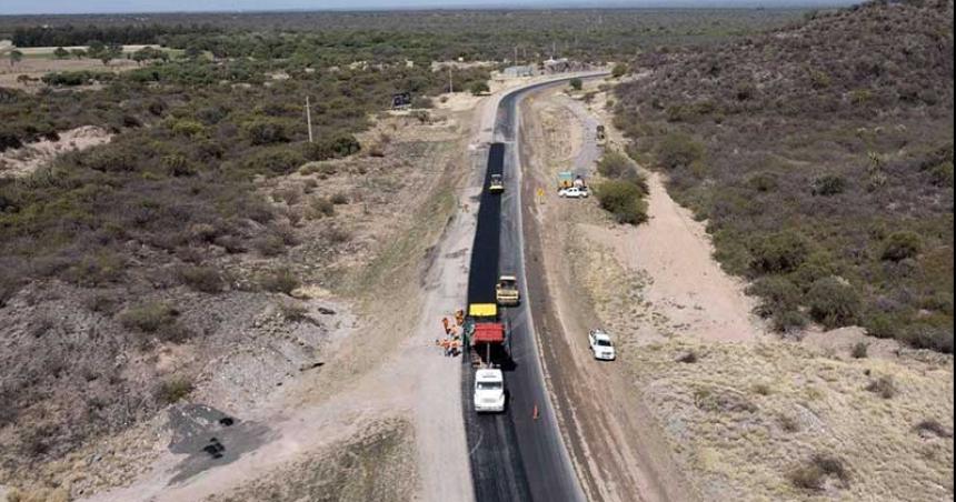 El Ministerio de Obras Puacuteblicas superoacute las 6000 obras en todo el paiacutes