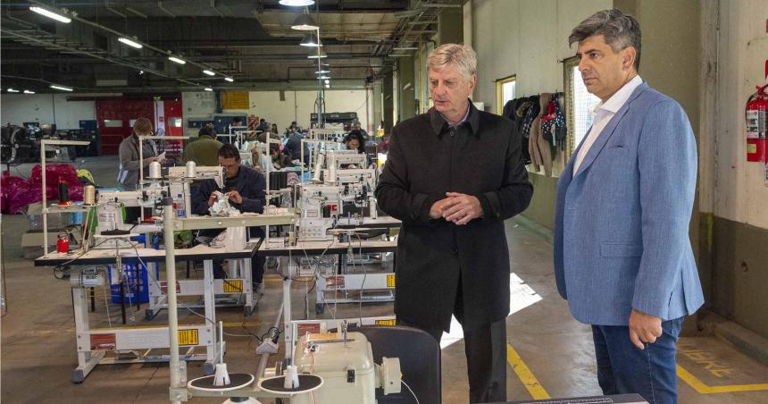 Calzatex incorporoacute una nueva maacutequina