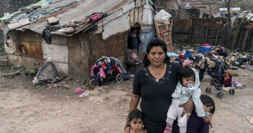 Maacutes de un milloacuten de personas vive en condiciones de hacinamiento criacutetico seguacuten el INDEC