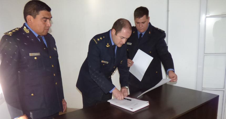 Asumioacute el nuevo jefe de la comisariacutea de La Adela