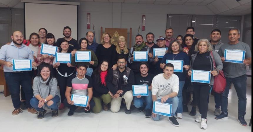 Entregaron certificados de capacitaciones a integrantes de Cooperativas de Trabajo