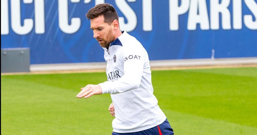 Messi volvioacute a entrenar despueacutes de la sancioacuten