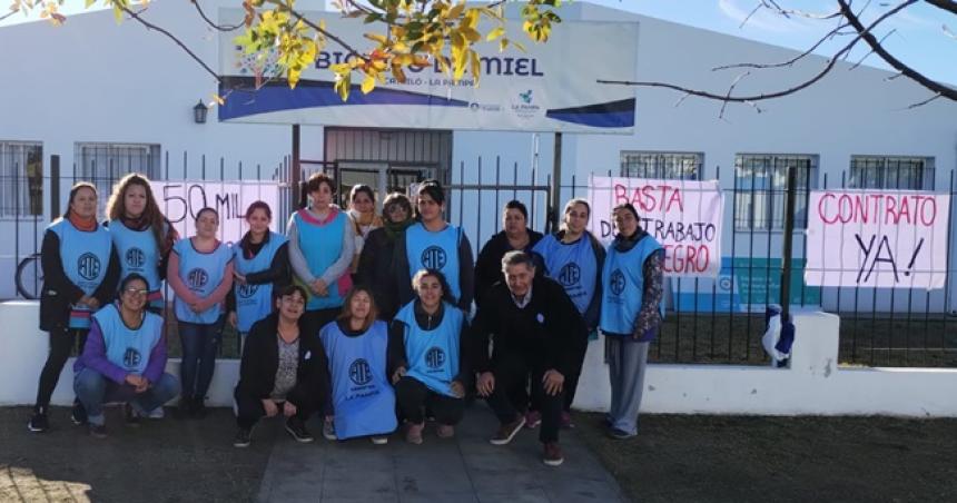 Trabajadoras del Centro de Desarrollo Infantil de Catriloacute inician plan de lucha