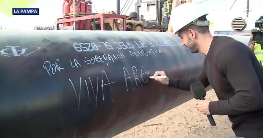 Se concretoacute en La Pampa la uacuteltima soldadura del Gasoducto Neacutestor Kirchner