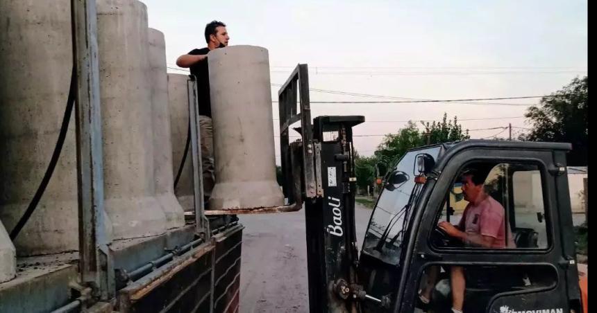 Construyen desaguumles pluviales y amplian red de agua potable en Santa Isabel