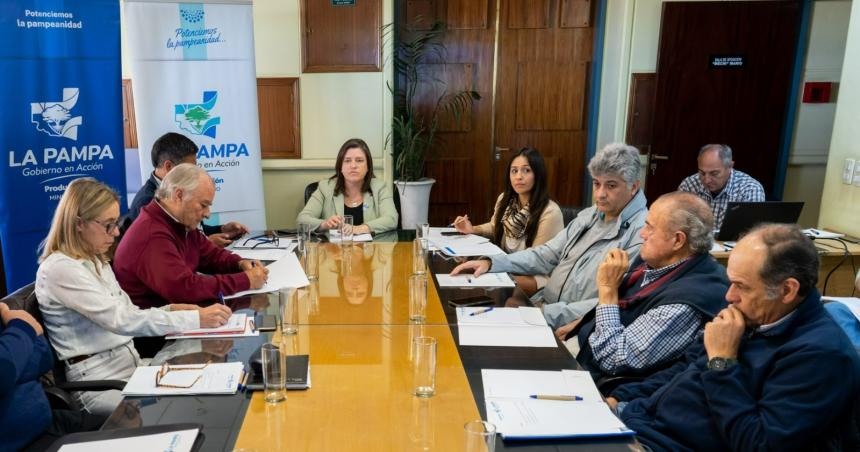 Incorporan nuevas zonas a la emergencia por sequiacutea