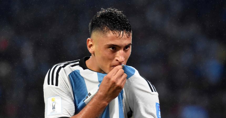 Argentina le ganoacute a Uzbekistaacuten en el arranque del Mundial Sub 20