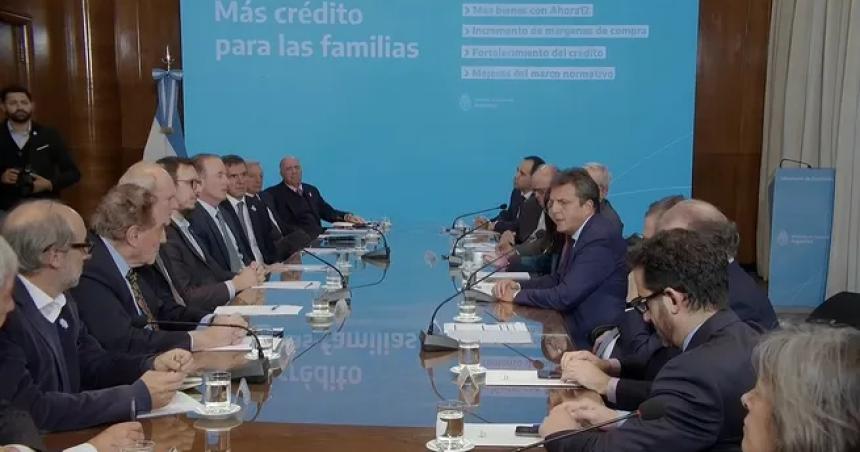 Los nuevos liacutemites de las tarjetas de creacutedito aumentaraacuten 30-en-porciento-