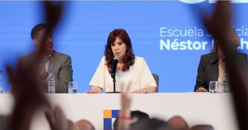 Cristina Kirchner volvioacute a pedir apartar a los jueces que revisan su condena