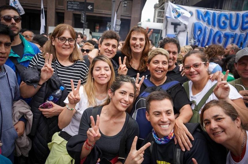El kirchnerismo pampeano que estuvo en la plaza con Cristina
