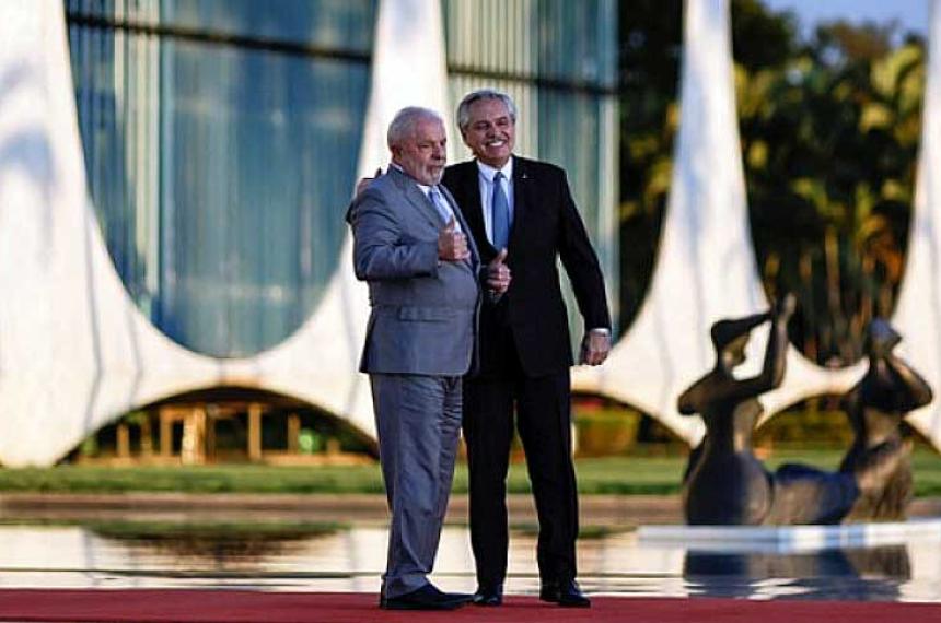 Fernaacutendez recibiraacute al presidente electo de Paraguay y despueacutes viajaraacute a Brasil