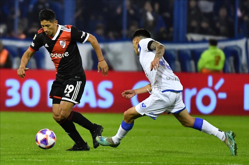 River igualoacute con Veacutelez en Liniers