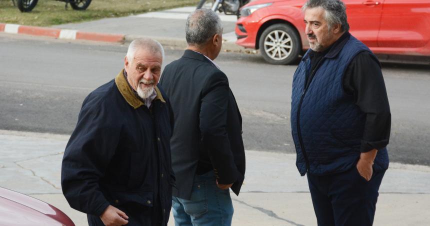 Un intendente traicionado otro que le apunta a los funcionarios 