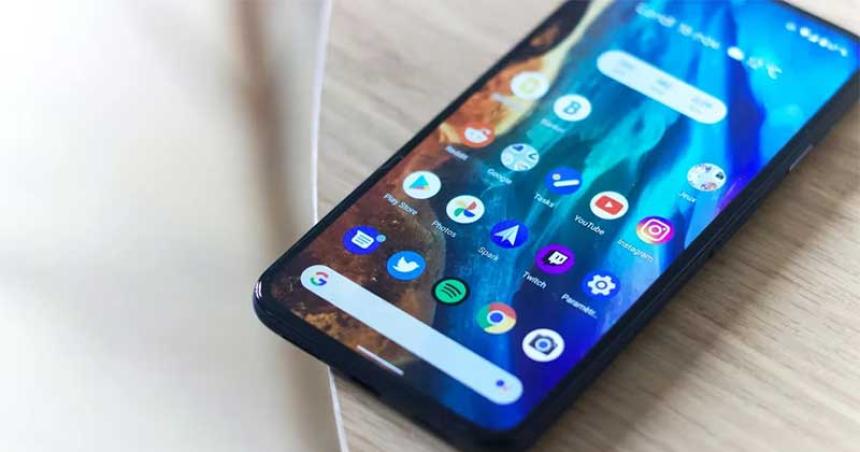 Android 14- coacutemo convertir cualquier celular en una caacutemara web