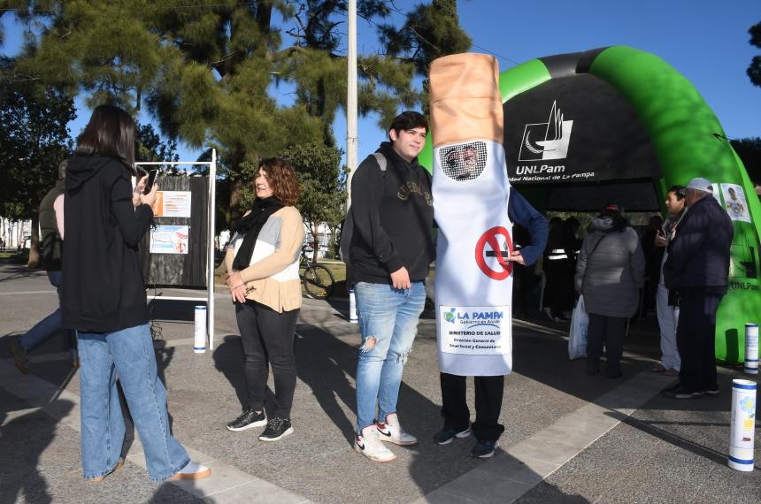 Advierten preocupacioacuten por el uso del cigarrillo electroacutenico