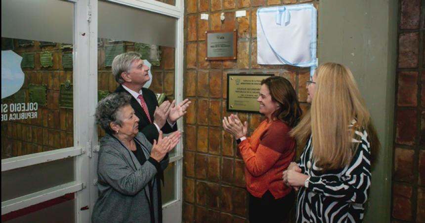 Ziliotto y Alonso participaron del 75deg aniversario del Colegio Repuacuteblica de El Salvador