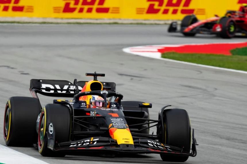 Verstappen ganoacute todo en Barcelona
