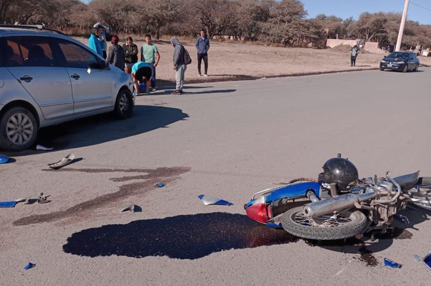 Un motoclista herido en el cruce de Gaich y Schmidt- el otro conductor dio positivo de alcohol 