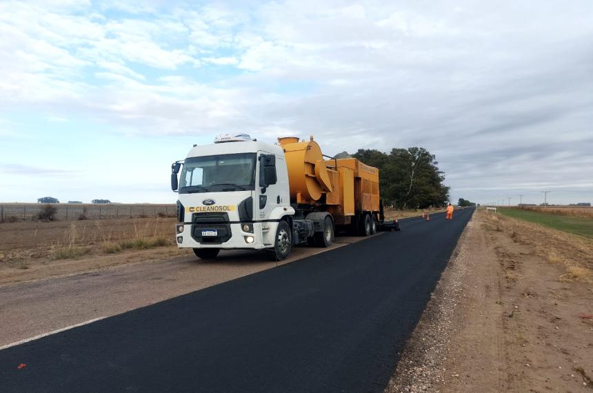 Repavimentaron el acceso a Agustoni