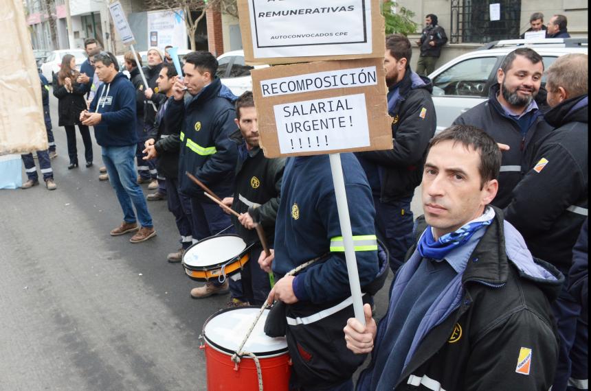 Autoconvocados de la CPE reclamaron a Luz y Fuerza la reapertura de paritarias