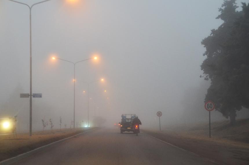 Mantildeana con niebla rumbo a un fin de semana con friacuteo