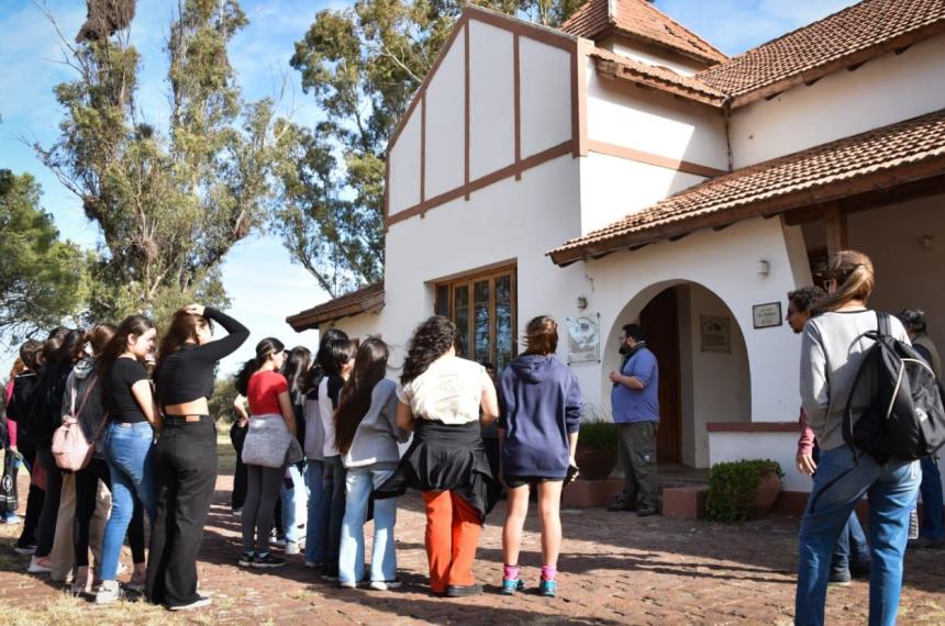 Siguen las visitas guiadas por la Estancia La Malvina